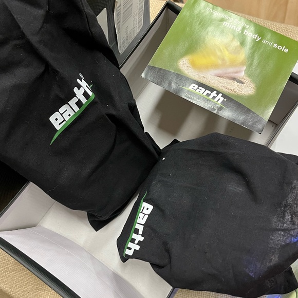 Leather Slides by Earth Shoes ! - Picture 10 of 10